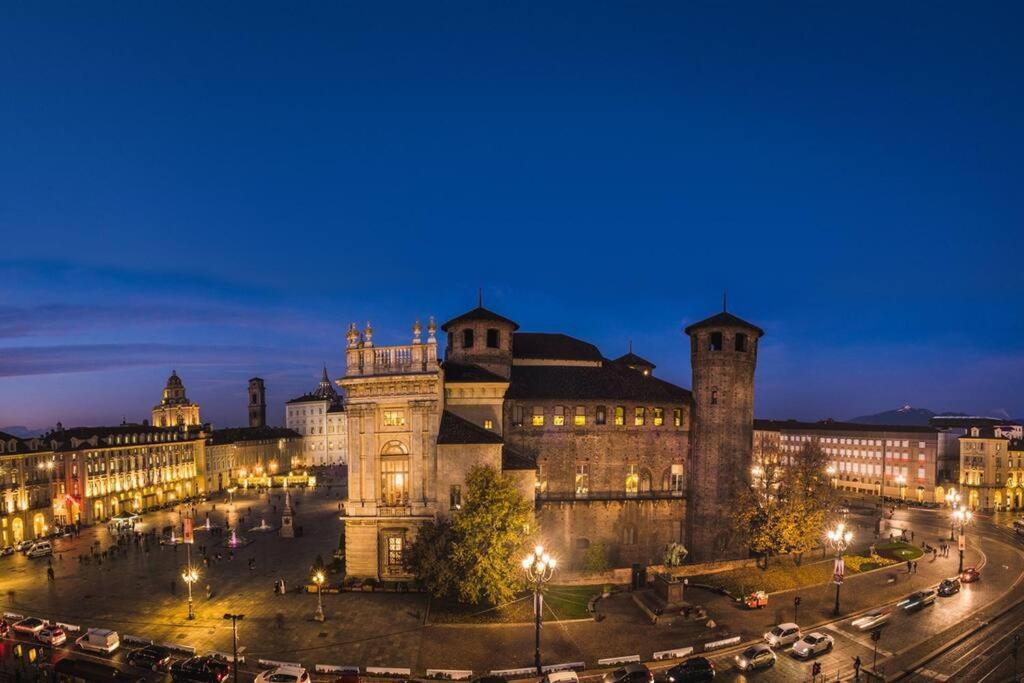 Il Re Di Torino Zona Migliore Della Citta Buitenkant foto